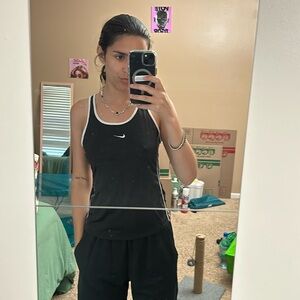 XS Nike Fit Dry Black & White Tank